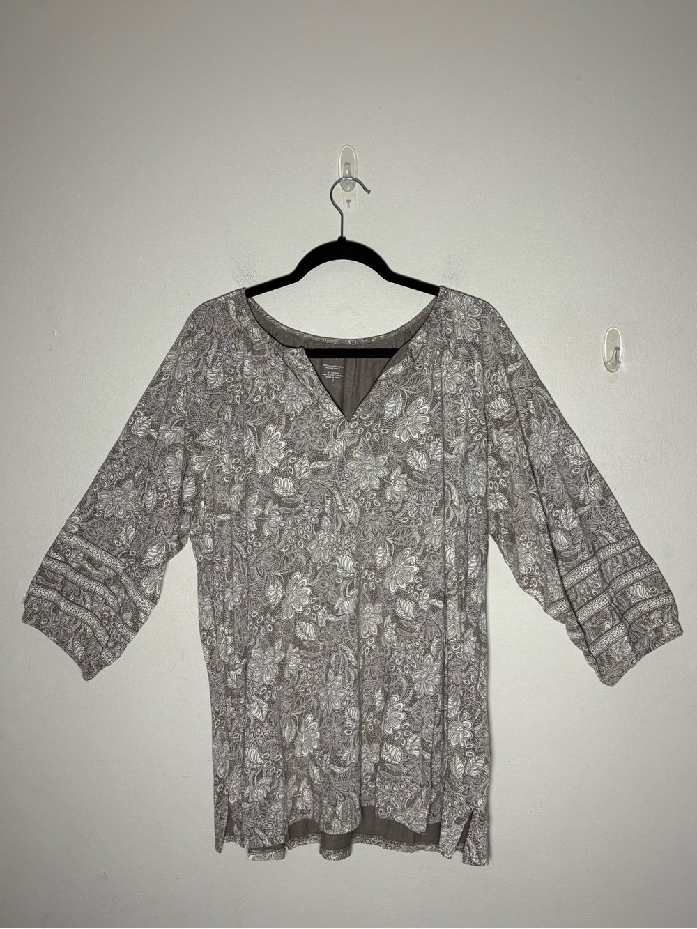 J Jill Boho Taupe/Tan Split Neck 3/4 Balloon Sleeve Size XL